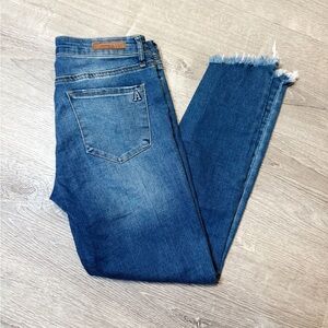 •ARTICLES OF SOCIETY• JEANS